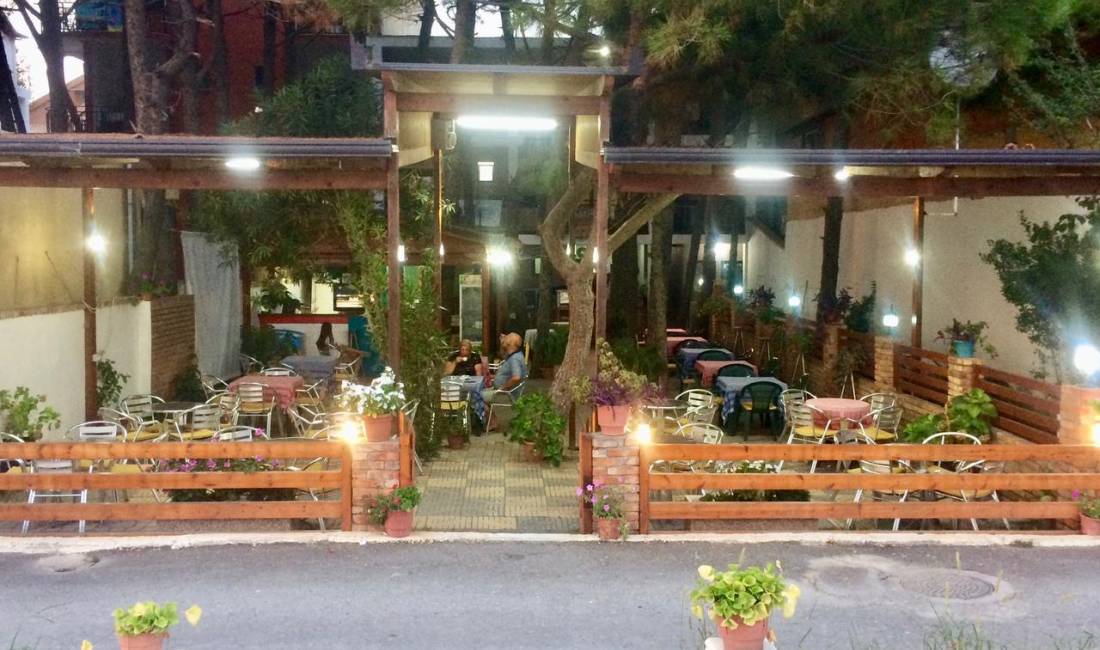 Offerte di lavoro a Scutari, Profession Kuzhinier/e , , Pagamento Trattabile.