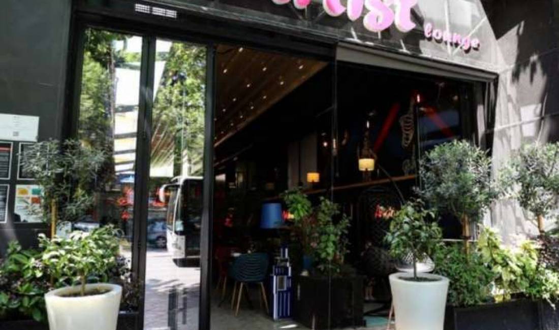 Offerte di lavoro a Tirana, Profession Banakiere, Kamariere, Barist, Kuzhinier , , Pagamento Trattabile.