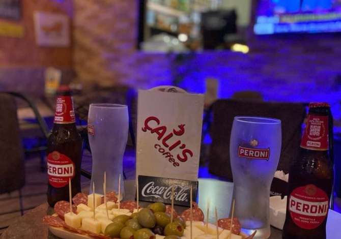 Offerte di lavoro a Tirana, Profession Kamarier/e , , Pagamento Trattabile.