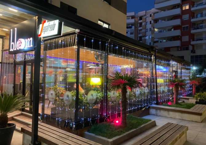 Njoftime Pune per Banakier/e,Kamarier/e ne Tirane