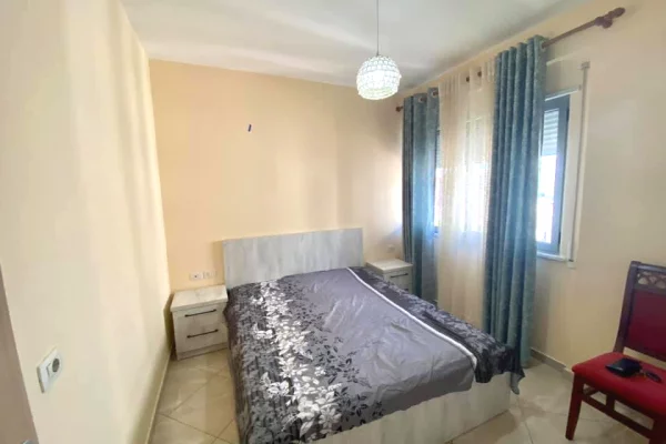 Shtepi ne shitje Apartament ne Tirane, 1+1, Mobilimi E mobiluar, Pagesa 12,700,000  Leke.