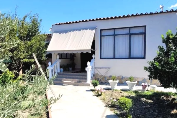 Shtepi ne shitje Shtepi Private ne Kavaje, 1+1, Mobilimi E mobiluar, Pagesa 75,000  Euro.