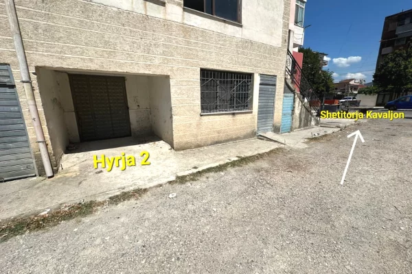 Ambiente Commerciale in Vendita 1+1 a Kavaja - 120,000 Euro