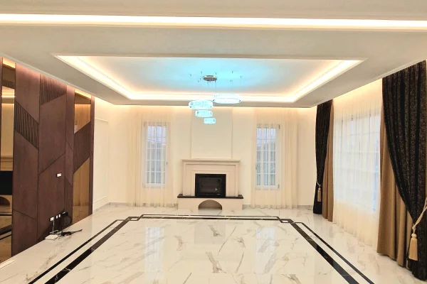 Shtepi ne shitje Vila Luksoze ne Kavaje, 3+1, Mobilimi Pjeserisht e mobiluar, Pagesa 315,000  Euro.