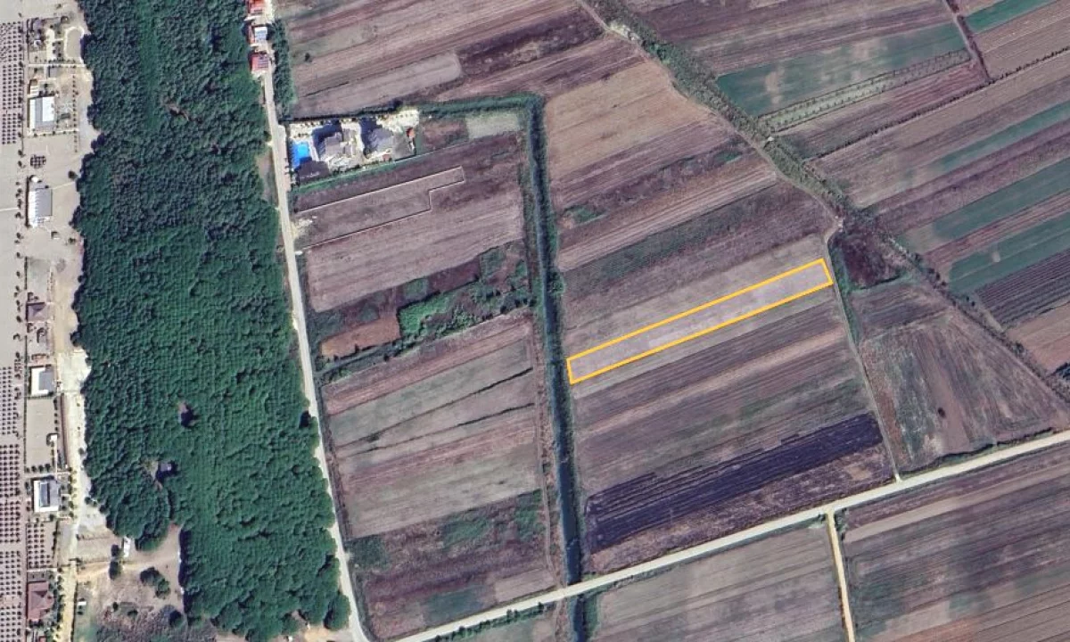 🌊TOKE per INVESTIM ne Spille – brez te dyte ,rreth 200 m nga plazhi,pozicion strategjik! 