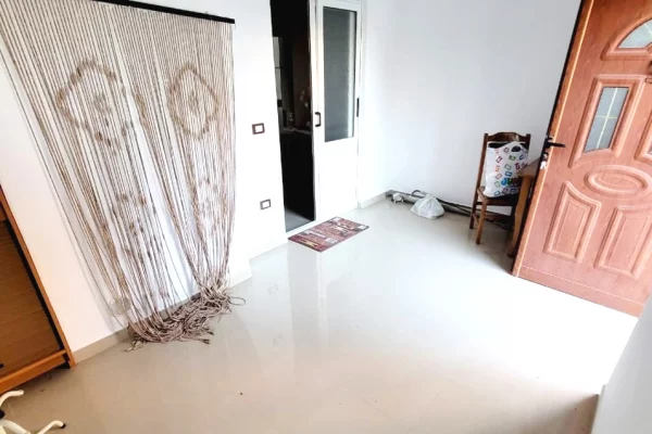 Shtepi ne shitje Shtepi Private ne Kavaje, 3+1, Mobilimi E mobiluar, Pagesa 190,000  Euro.