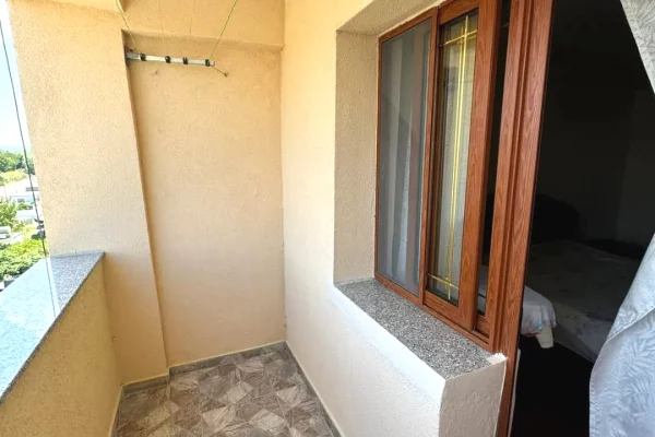 Shtepi ne shitje Apartament ne Kavaje, 2+1, Mobilimi E mobiluar, Pagesa 50,000  Euro.