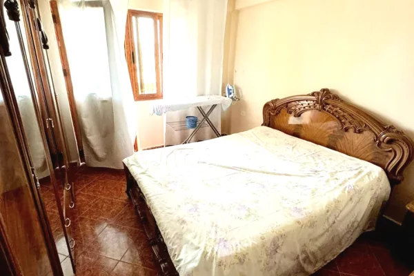 Shtepi ne shitje Apartament ne Kavaje, 2+1, Mobilimi E mobiluar, Pagesa 50,000  Euro.