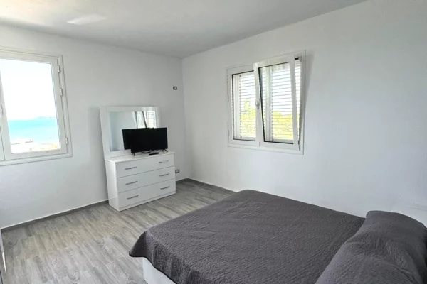 Shtepi ne shitje Vila Luksoze ne Kavaje, 4+1, Mobilimi E mobiluar, Pagesa 650,000  Euro.