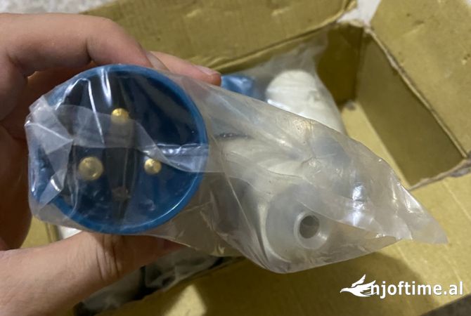 Shiten Plugs CEE 3X16A