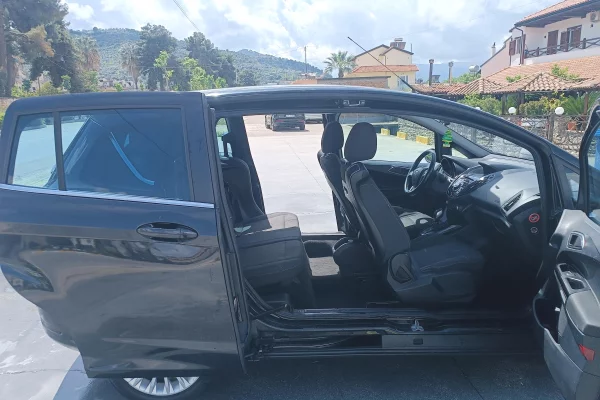 Auto in Vendita a Berat - 5,350 Euro