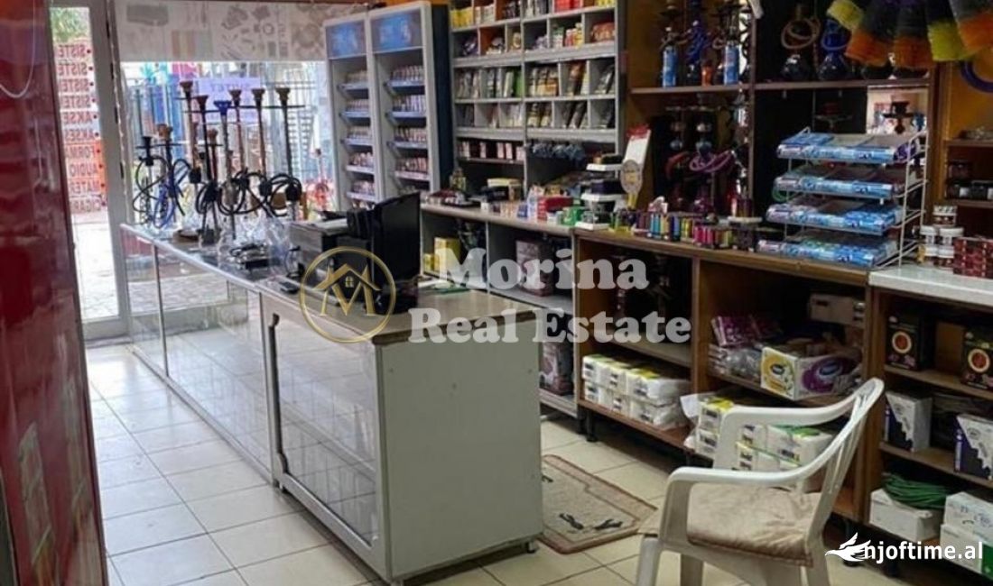 Shitet Ambient Biznesi/dyqan, ne Laprake, 120000 Euro