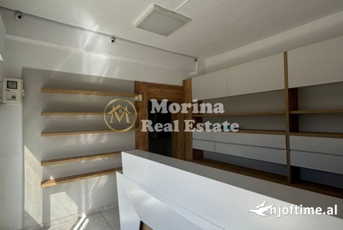 Ambiente Commerciale in Affitto 1+1 a Tirana - 500 Euro