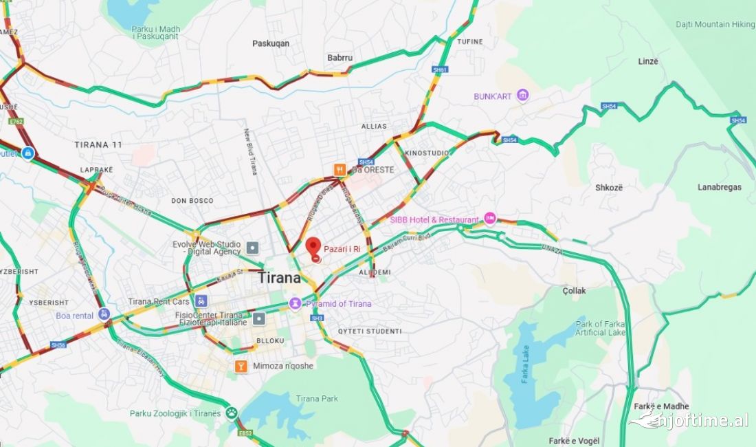 Shitet Ambient Biznesi/Apartament, te Pazari i Ri, 240 000 Euro