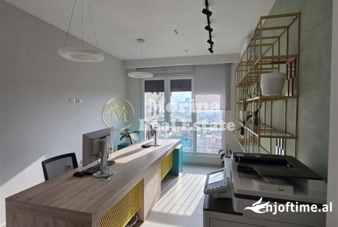 Ambiente Commerciale in Affitto 3+1 a Tirana - 500 Euro