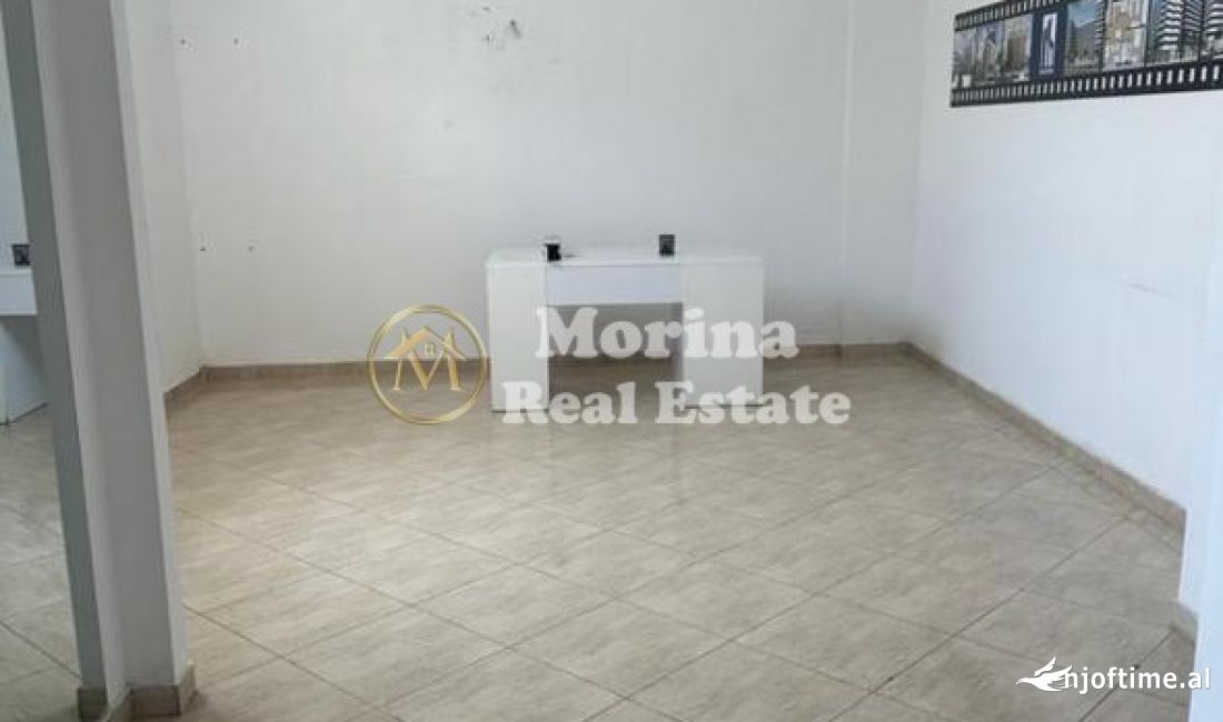 Qera, Ambjent Biznesi, Laprak, Gjykata Administrative, 700 Euro