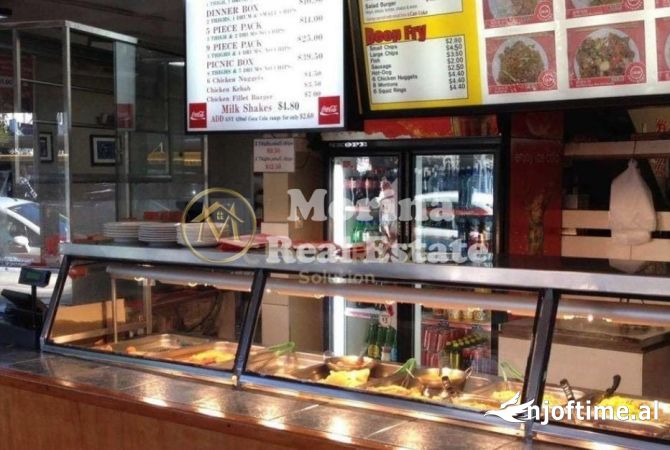 Ambiente Commerciale in Affitto 1+1 a Tirana - 2,500 Euro