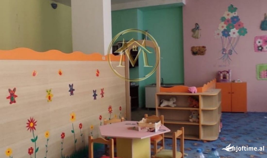 Shitet Njesi Biznesi ne Fresk, 110.33 m2 me cmim 170.000 euro