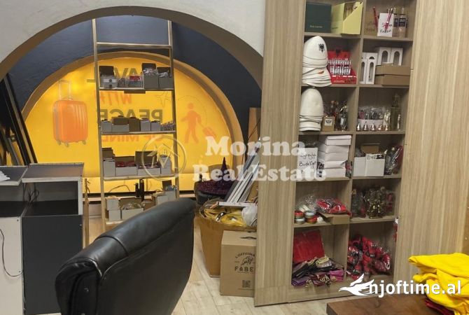 Shitet Ambient Biznesi/Dyqan, te Shallvaret, 295000 Euro