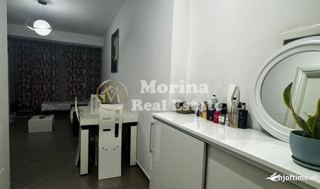 Shtepi ne shitje Apartament ne Tirane, 1+1, Mobilimi E mobiluar, Pagesa 224,000  Euro.