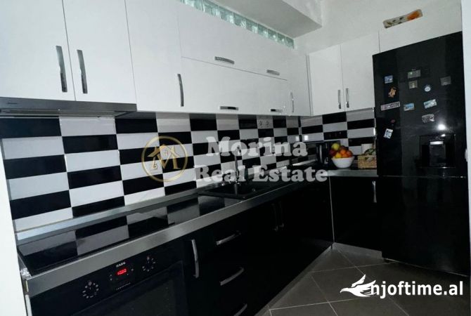 Shtepi ne shitje Apartament ne Tirane, 1+1, Mobilimi E mobiluar, Pagesa 224,000  Euro.