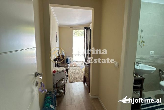 Appartamento in vendita a Tirana 3+1, Arredato