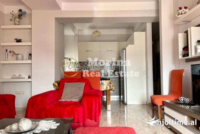 Shtepi me qera 2+1 ne Vlore - 390 Euro