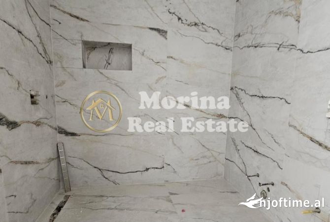 Shtepi ne shitje Apartament ne Tirane, 2+1, Mobilimi Bosh, pa mobiluar, Pagesa 280,000  Euro.