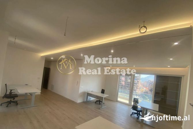 Ambiente Commerciale in Affitto 3+1 a Tirana - 3,000 Euro