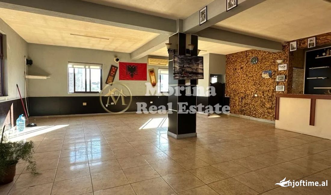 Qera, Ambient Biznesi, Ne zonen e laprakes , 700 Euro/Muaj.