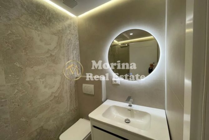 Shtepi ne shitje Apartament ne Tirane, 2+1, Mobilimi Bosh, pa mobiluar, Pagesa 212,000  Euro.