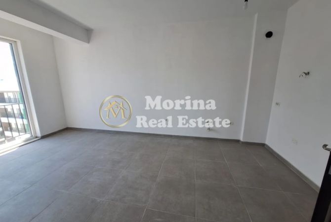 Shtepi me qera Apartament ne Tirane, 2+1, Mobilimi Bosh, pa mobiluar, Pagesa 350  Euro.