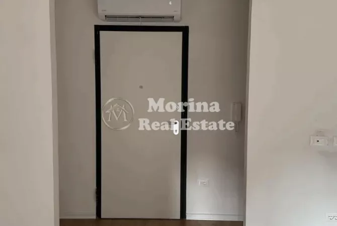 Qera, Ambjent Biznesi, perballe Gjykates Administrative, te Kompleksi ”Tree Tours”, 550 euro/muaj