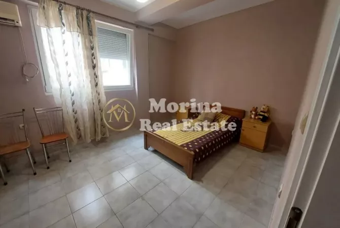 Shtepi ne shitje Shtepi Private ne Tirane, 5+1, Mobilimi E mobiluar, Pagesa 450,000  Euro.