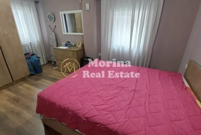 Shtepi ne shitje Shtepi Private ne Tirane, 5+1, Mobilimi E mobiluar, Pagesa 450,000  Euro.