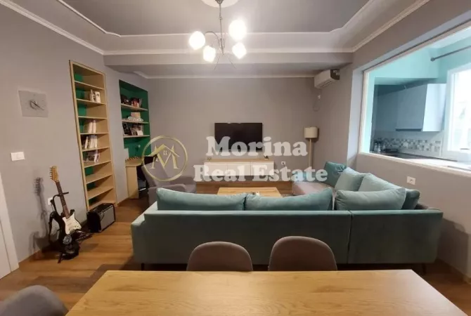 Shtepi ne shitje Shtepi Private ne Tirane, 5+1, Mobilimi E mobiluar, Pagesa 450,000  Euro.