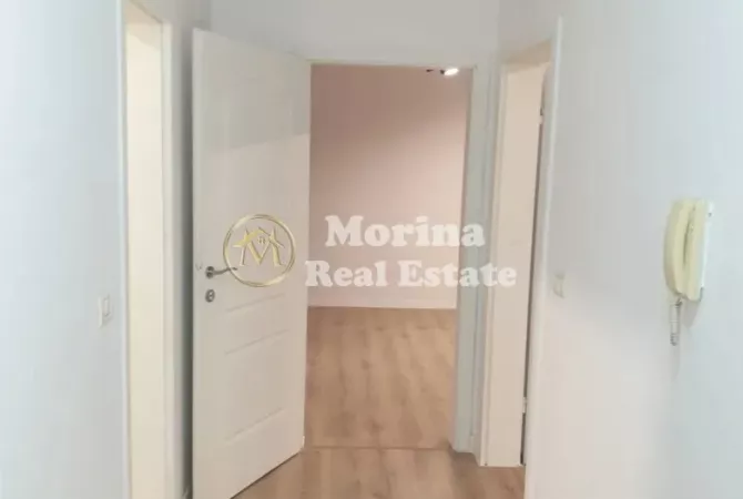 Qera Ambjent Biznesi, 1+1, “Blloku” 900 Euro/Muaj