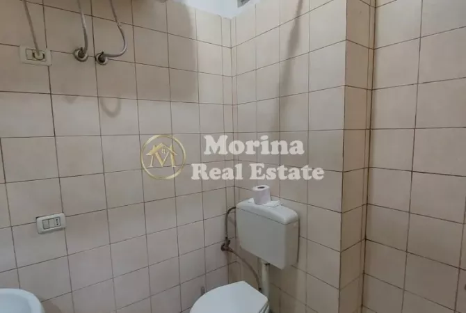 Shtepi ne shitje Apartament ne Tirane, Garsoniere, Mobilimi E mobiluar, Pagesa 100,000  Euro.