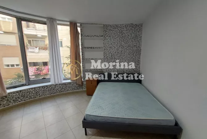 Shtepi ne shitje Apartament ne Tirane, Garsoniere, Mobilimi E mobiluar, Pagesa 100,000  Euro.