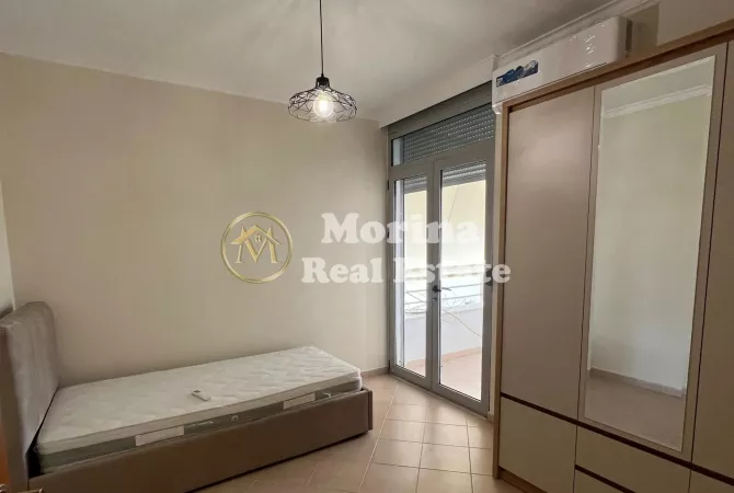 Shtepi me qera Apartament ne Tirane, 3+1, Mobilimi E mobiluar, Pagesa 650  Euro.