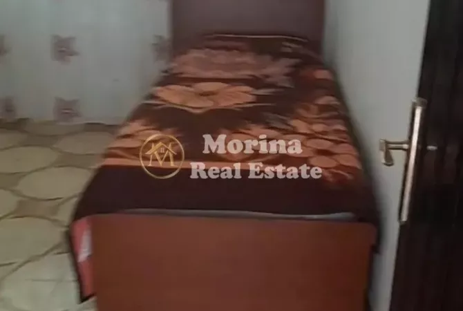 Shtepi me qera Shtepi Private ne Tirane, 1+1, Mobilimi E mobiluar, Pagesa 400  Euro.