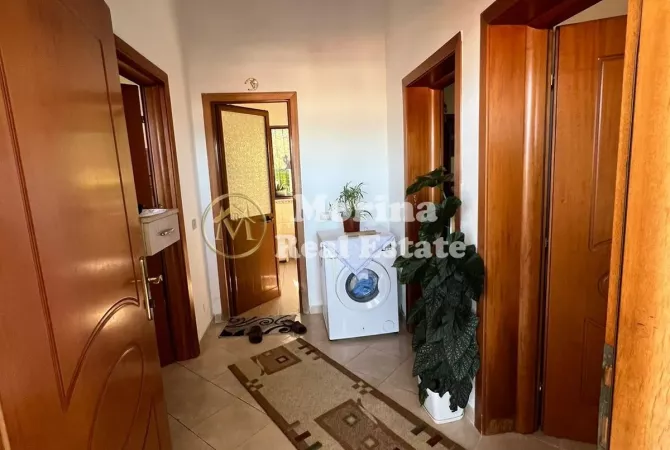 Shtepi ne shitje Shtepi Private ne Tirane, 1+1, Mobilimi E mobiluar, Pagesa 260,000  Euro.