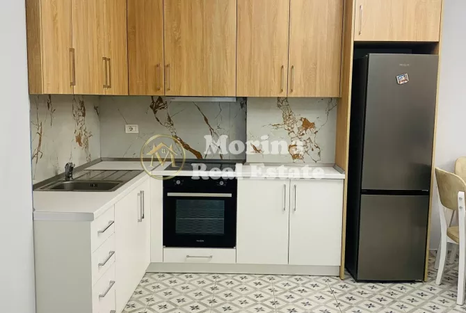 Shtepi me qera Apartament ne Tirane, 1+1, Mobilimi E mobiluar, Pagesa 450  Euro.