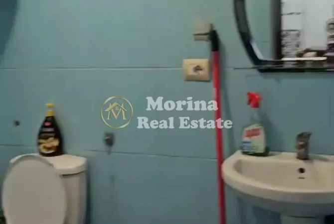 Shtepi ne shitje Shtepi Private ne Tirane, 1+1, Mobilimi E mobiluar, Pagesa 80,000  Euro.