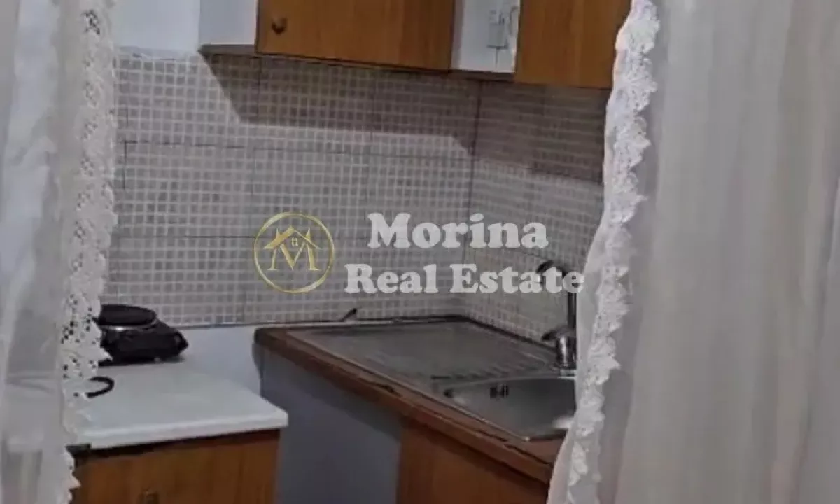 Shtepi ne shitje Shtepi Private ne Tirane, 1+1, Mobilimi E mobiluar, Pagesa 80,000  Euro.