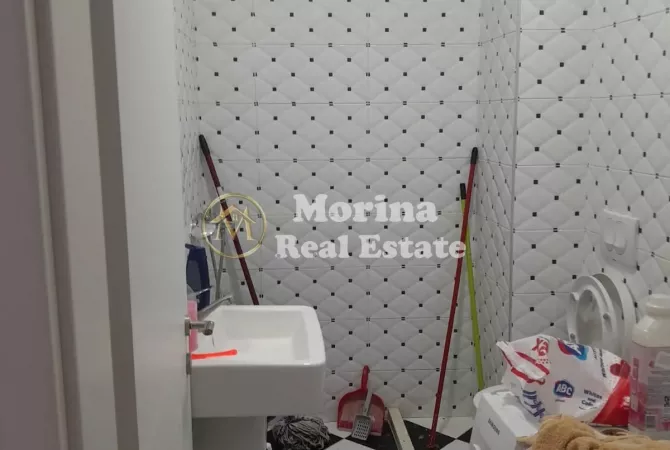 Shtepi ne shitje Apartament ne Tirane, 1+1, Mobilimi E mobiluar, Pagesa 92,000  Euro.