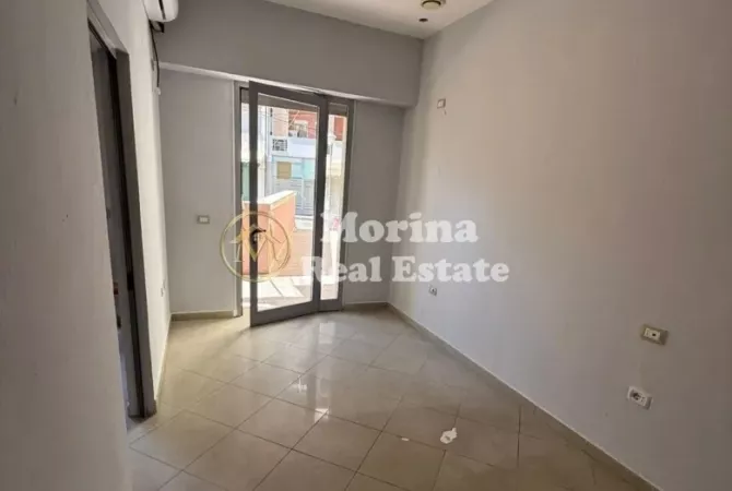 Qera, Ambient Biznesi, prane Prokurorise Tirane, 550 euro/muaj
