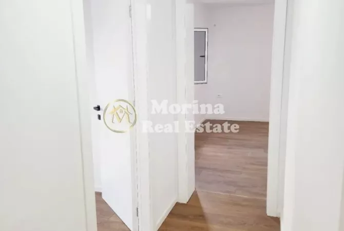 Shtepi ne shitje Apartament ne Tirane, 2+1, Mobilimi Bosh, pa mobiluar, Pagesa 155,000  Euro.