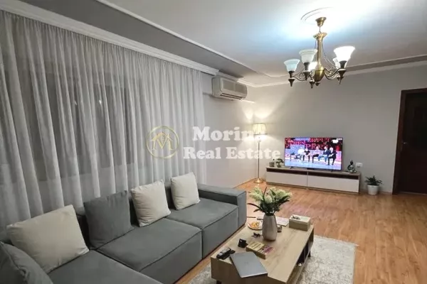 Shtepi ne shitje Apartament ne Tirane, 3+1, Mobilimi E mobiluar, Pagesa 250,000  Euro.