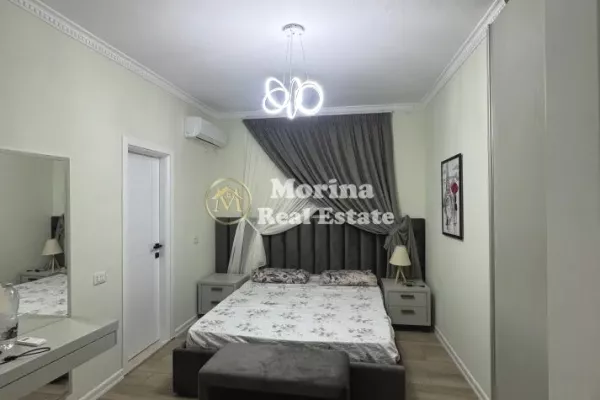 Appartamento in affitto a Tirana 3+1, Arredato